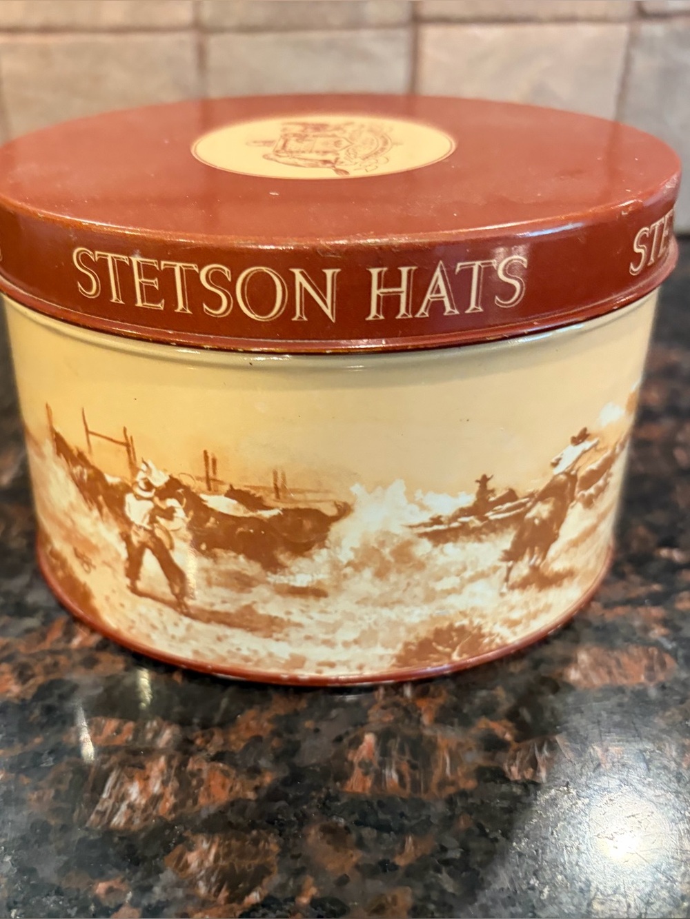 Vintage Stetson Salesman Sample Tin Hat
Box